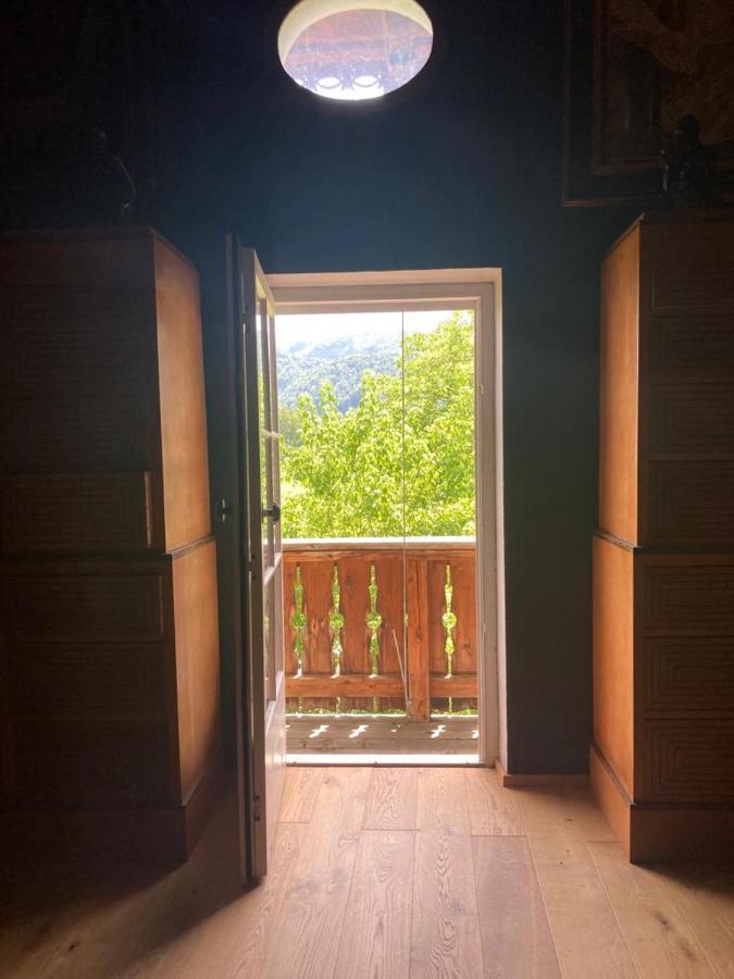 Altbau Zimmer In Anif Exteriör bild